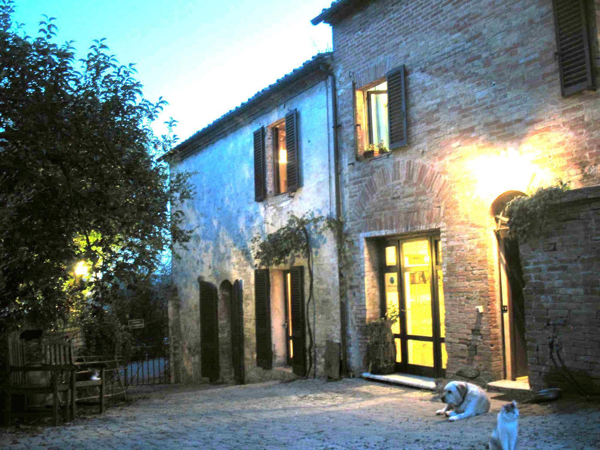 Agriturismo La Torretta Costalpino Eksteriør billede